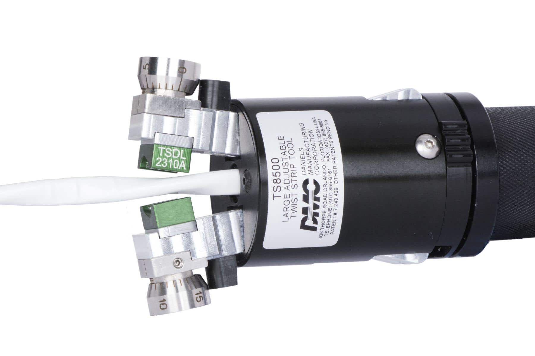 tsk8500 - closeup - Twist-Strip® TSK8500 (Large) - Outer Jacket Stripper for Shielded Twisted Cable .jpg